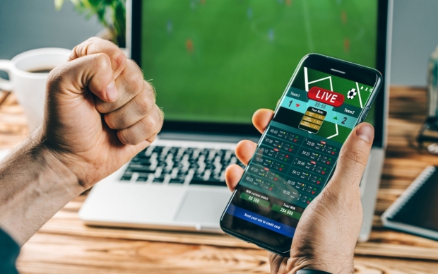 football-mobile-bet_0.jpg