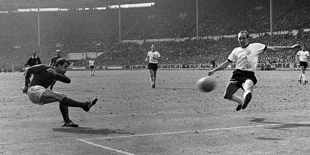 world-cup-1966-england-germany-hurst-cropped.jpg