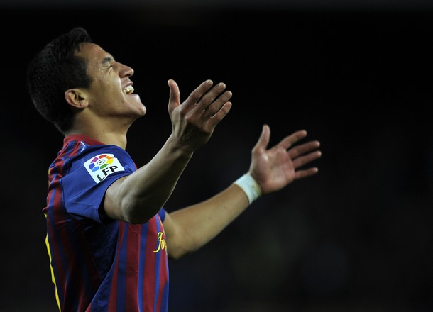 Latest transfer rumours: Juventus and Fiorentina are competing for Sanchez