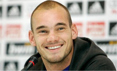  Anzhi is ready to sign Sneijder