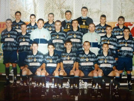 Л.Слуцкий и волгоградская "Олимпия" в комплекте формы итальянского клуба "Интер" подаренном команде после одной из встреч.